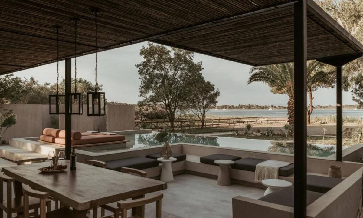 Vourvourou Villa | Pure Beachfront Villa with pool