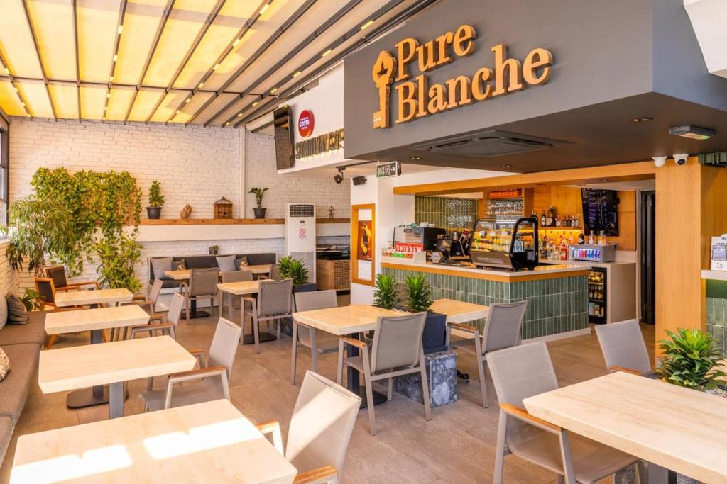 Eski Lara Hotel | Pure Blanche Hotel