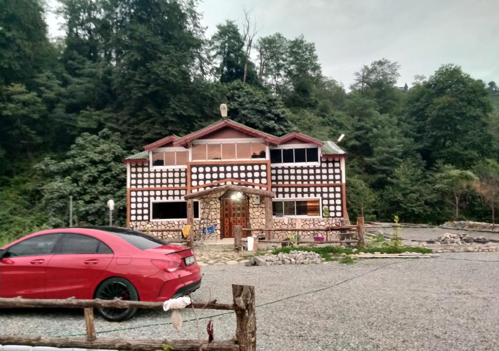 Pazar House | Purki konakev