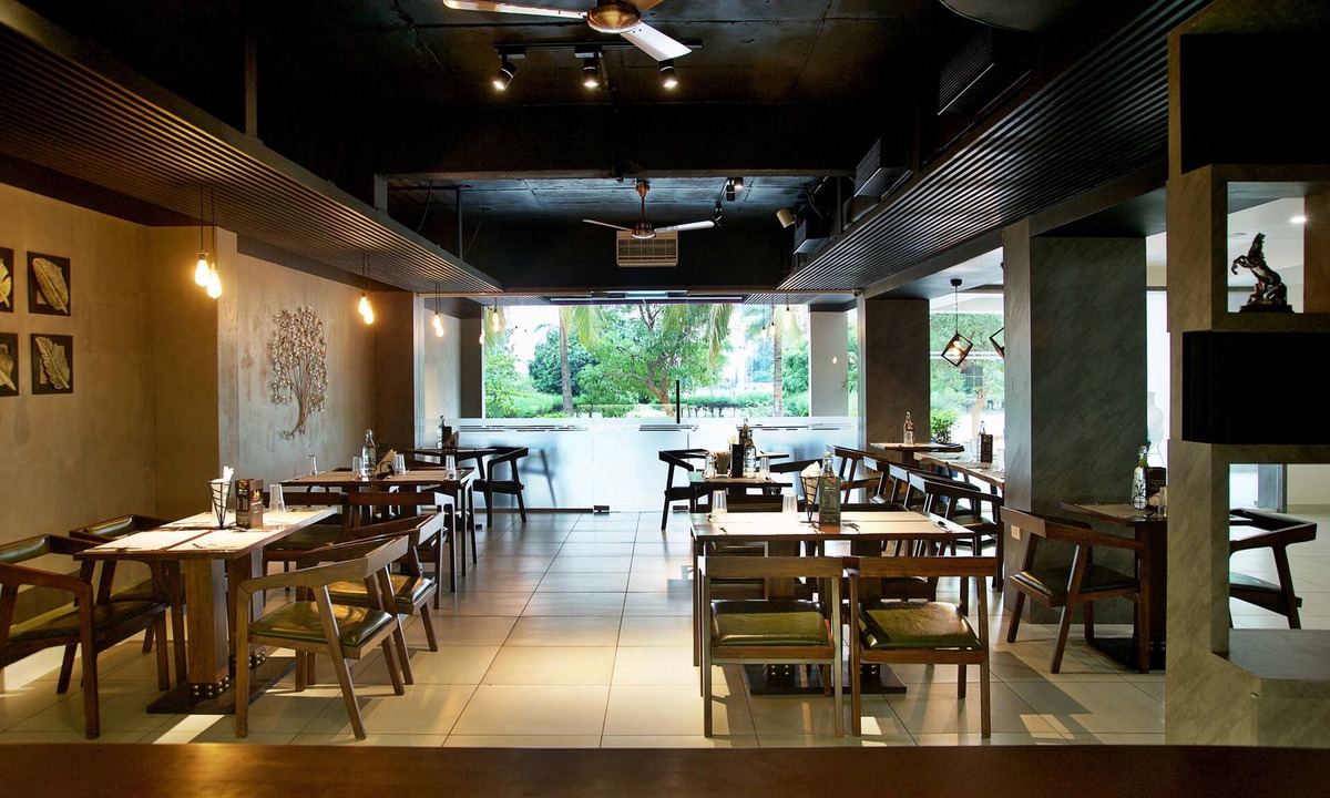 Narasapura Hotel | Purple Cloud Hotel