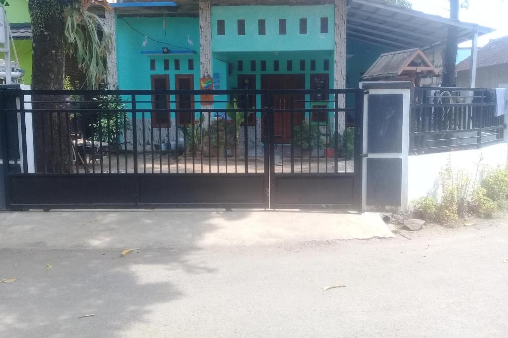 Ciwaru House | Putry risky