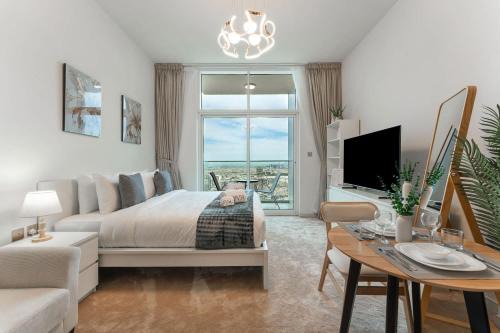 Al Barsha Apartment | PVH - Skyz Danube Chic Studio - Steps to Miracle Garden