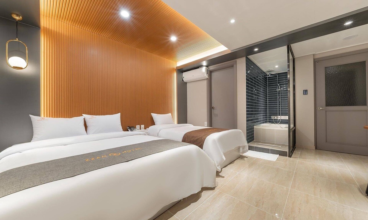 Anyang Hotel | Pyeongchon Zzam