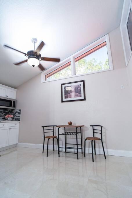 Tampa Apartment | Pyramid Studio + free parking&wifi/5%off