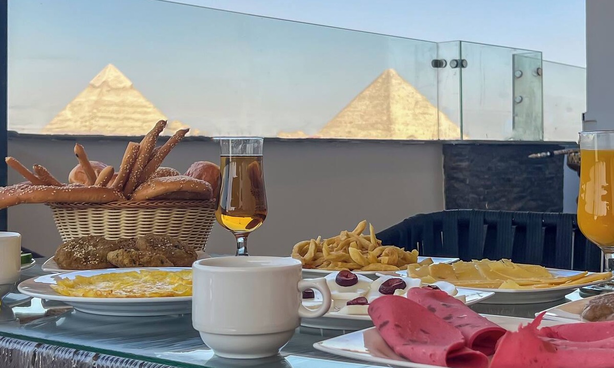 Kafrat al Jabal Apartment | Pyramids Palace View