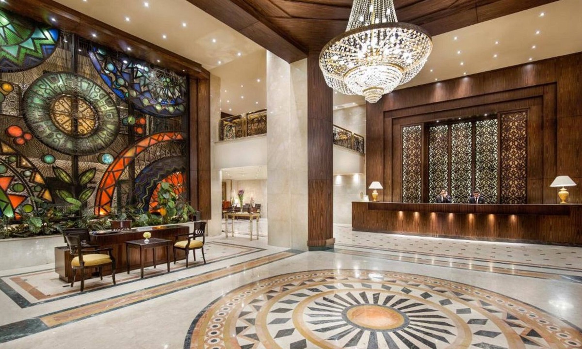 Al Duqqi Hotel | Pyramisa Suites Hotel Cairo