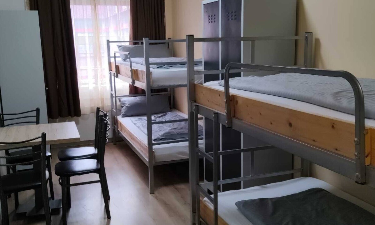 Trudering-Riem Hostel | Quad room-Shared Bathroom