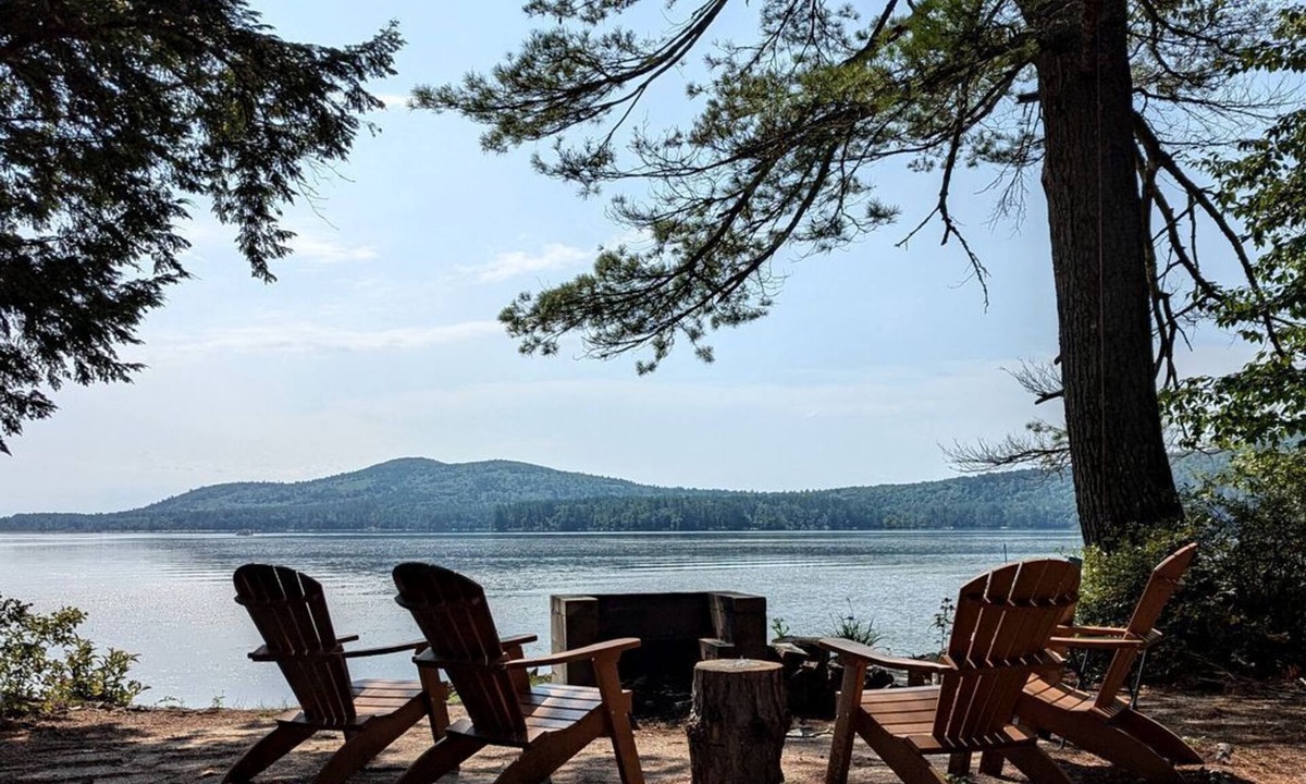 South Effingham Cottage | Quaint Lakeside Cabin for a Peaceful Family Getaway Surrounded by Nature by Province Lake in New Hampshire