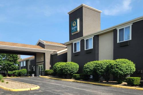 Brunswick Hotel | Quality Inn Brunswick Cleveland South