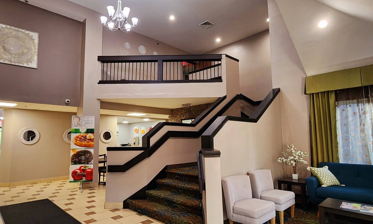 Brunswick Hotel | Quality Inn Brunswick Cleveland South