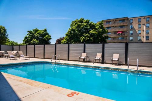 Chatham-Kent Hotel | Quality Inn