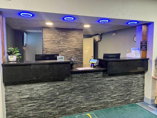 Logansport Hotel | Quality Inn Conference Center Logansport