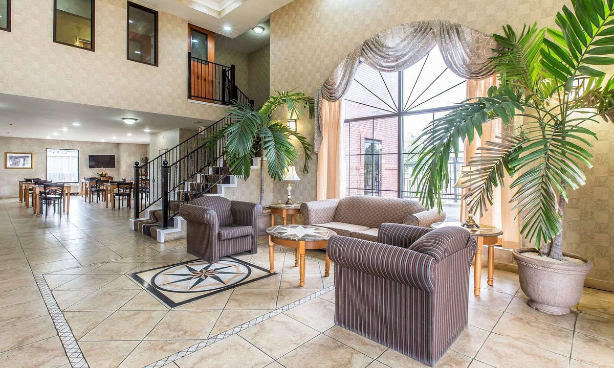 Hanceville Hotel | Quality Inn Hanceville US Hwy 31