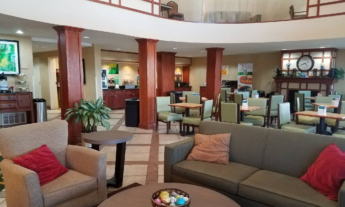 Indianapolis Hotel | Quality Inn Indy Castleton