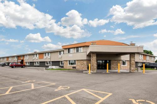 Madison Hotel | Quality Inn Madison West