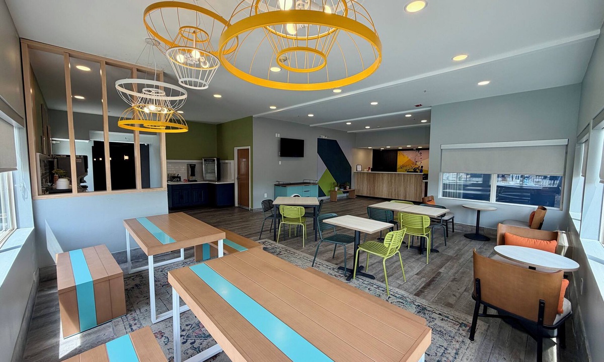 Georgetown Hotel | Quality Inn & Suites Georgetown - Seaford