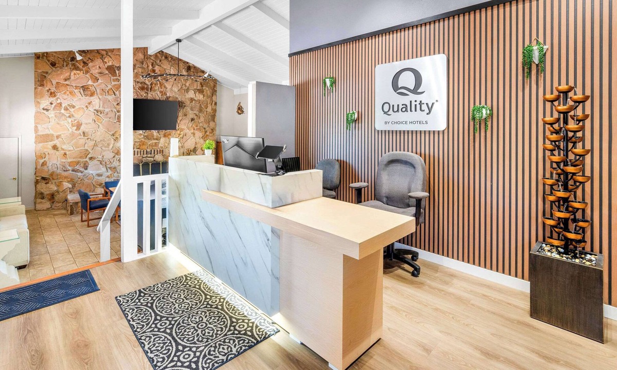 Jackson Hotel | Quality Inn & Suites Jackson