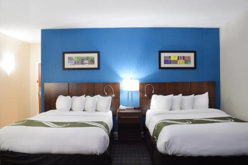 Middletown Hotel | Quality Inn & Suites Middletown - Newport