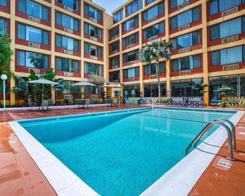 South Montebello Hotel | Quality Inn & Suites Montebello - Los Angeles