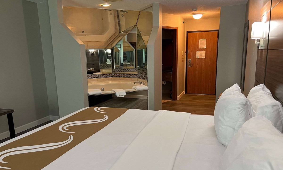 Red Wing Hotel | Quality Inn & Suites Red Wing