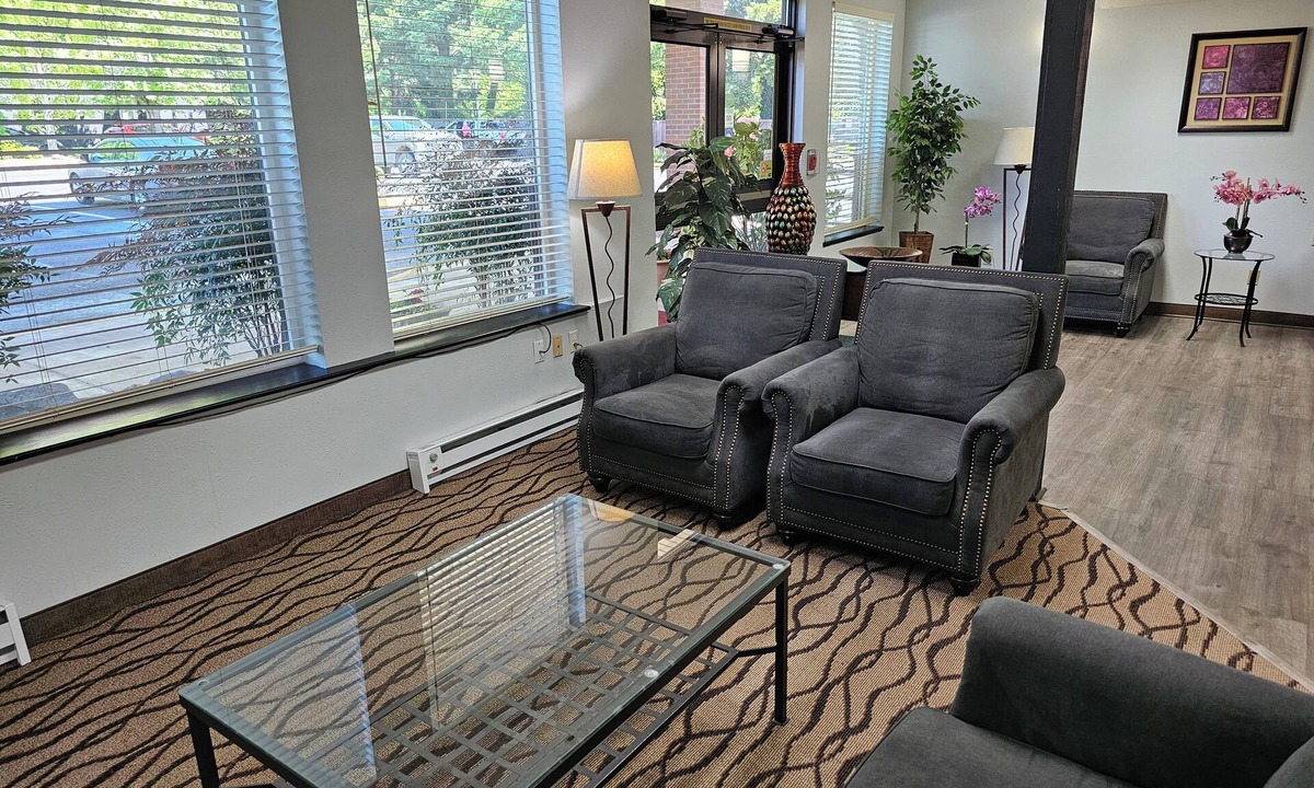 Salmon Creek Hotel | Quality Inn & Suites Vancouver North