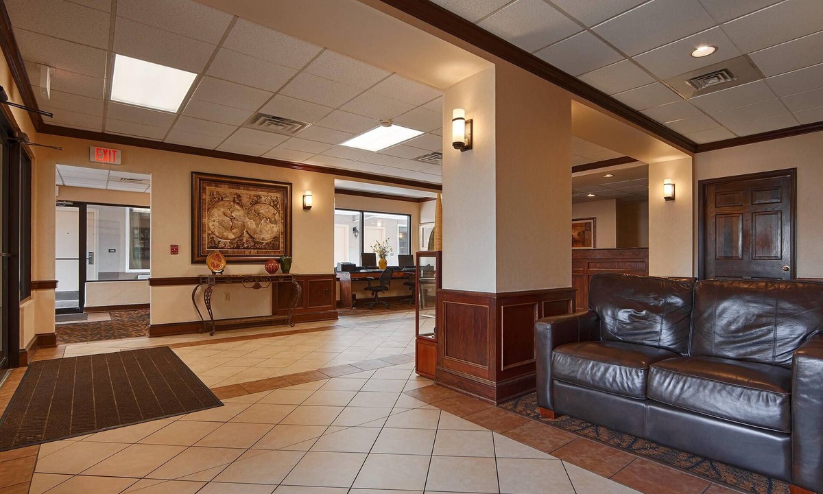 Williamsport Hotel | Quality Inn & Suites Williamsport