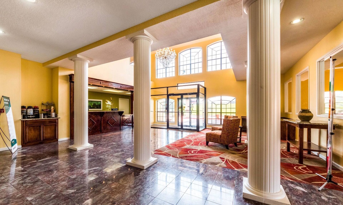 San Marcos Hotel | Quality Inn University near Downtown