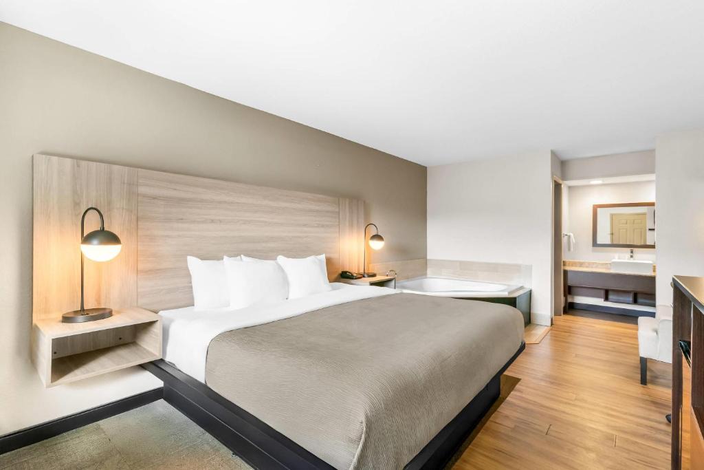 Helen Hotel | Quality Inn