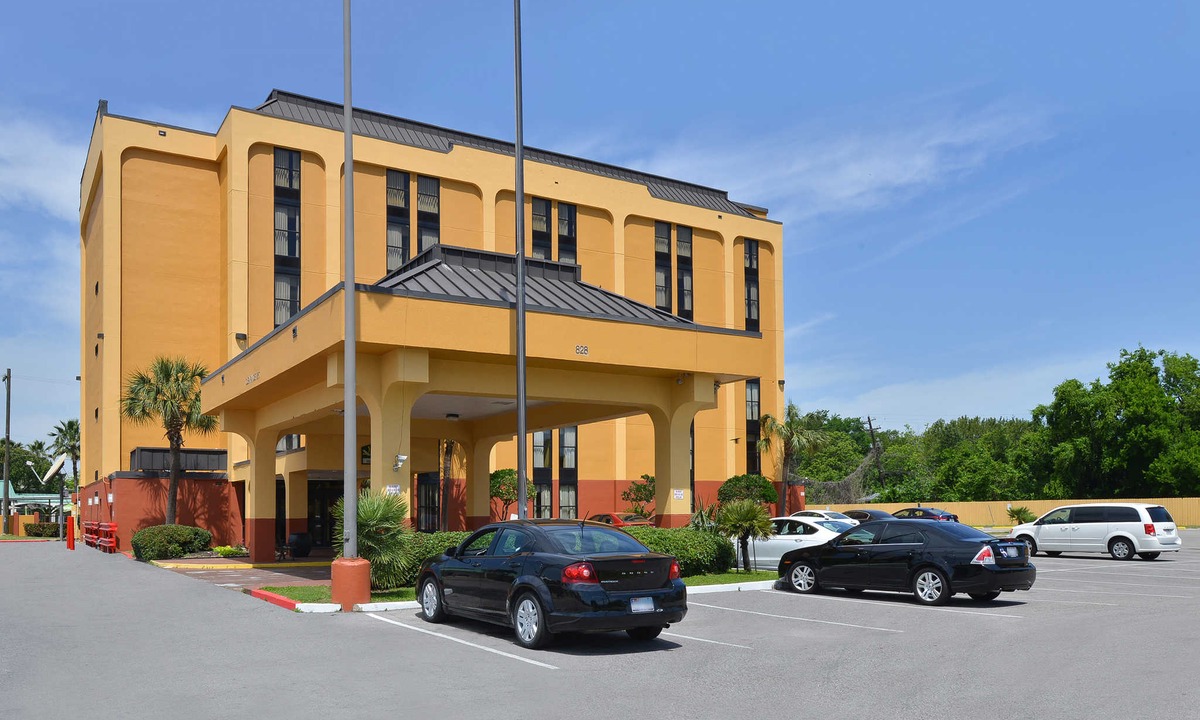 North Shore Hotel | Quality Inn