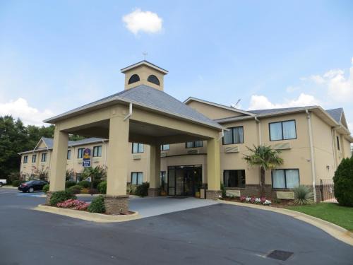 Winder Hotel | Quality Inn Winder