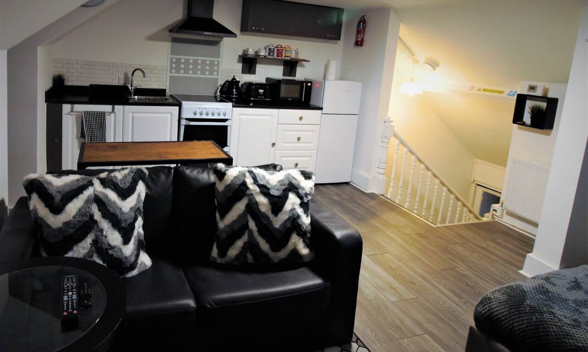 Wainscot Apartment | Quantock Lodge 2