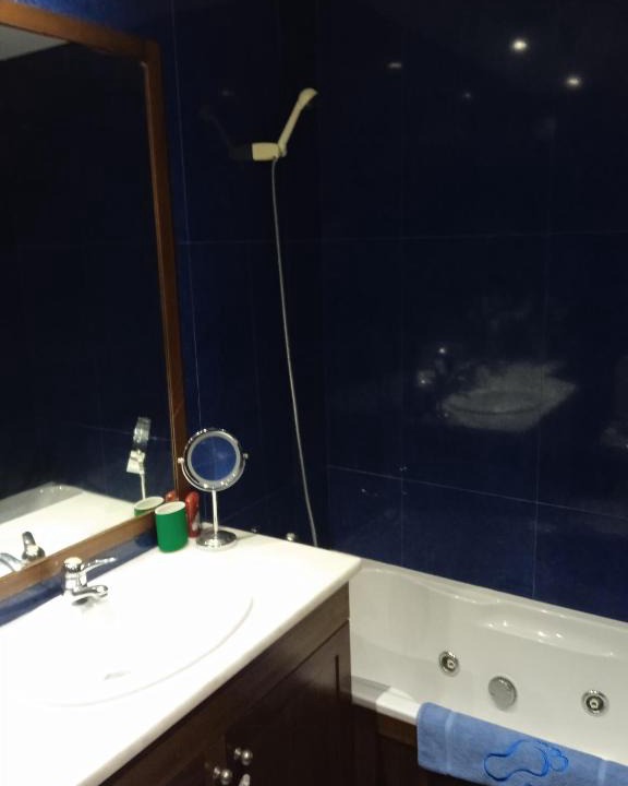 Ermesinde House | Quarto em apartamento