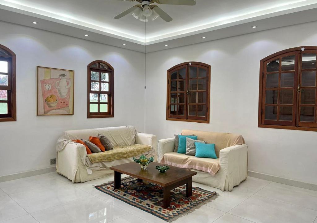 Salgado Filho House | Quartos em casa toda equipada BH