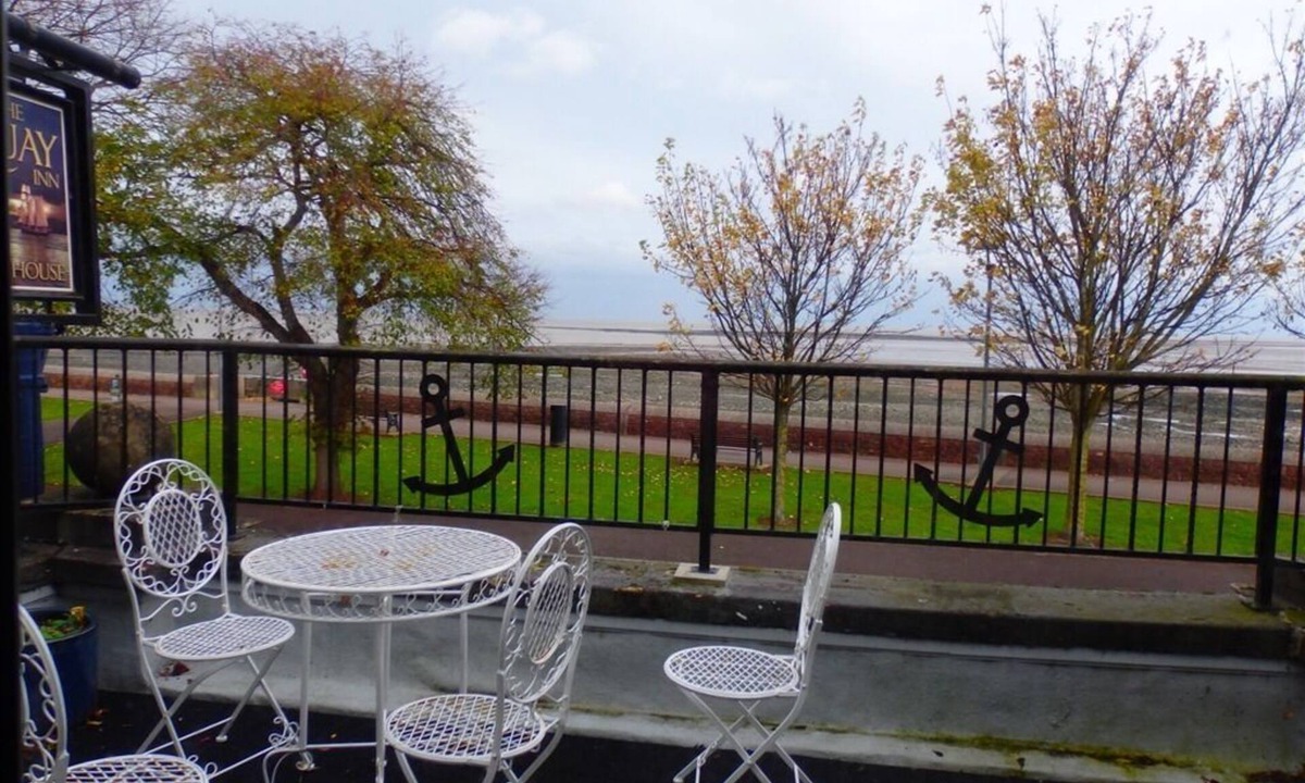 Minehead Hotel | Quay Inn
