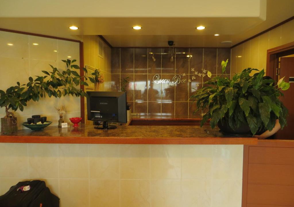 Fort Gary Hotel | Queen Bee Hotel