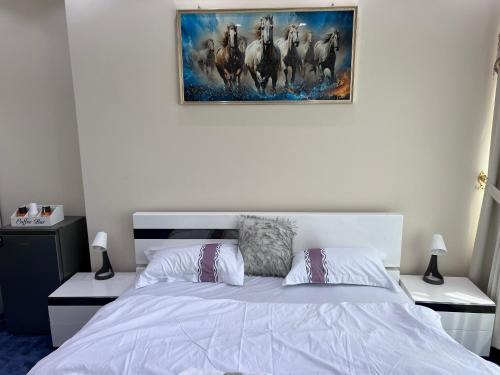 Ajman House | Queen Cleopatra suite