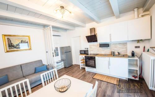 Favaro Veneto Apartment | Queen Home Emanuelle