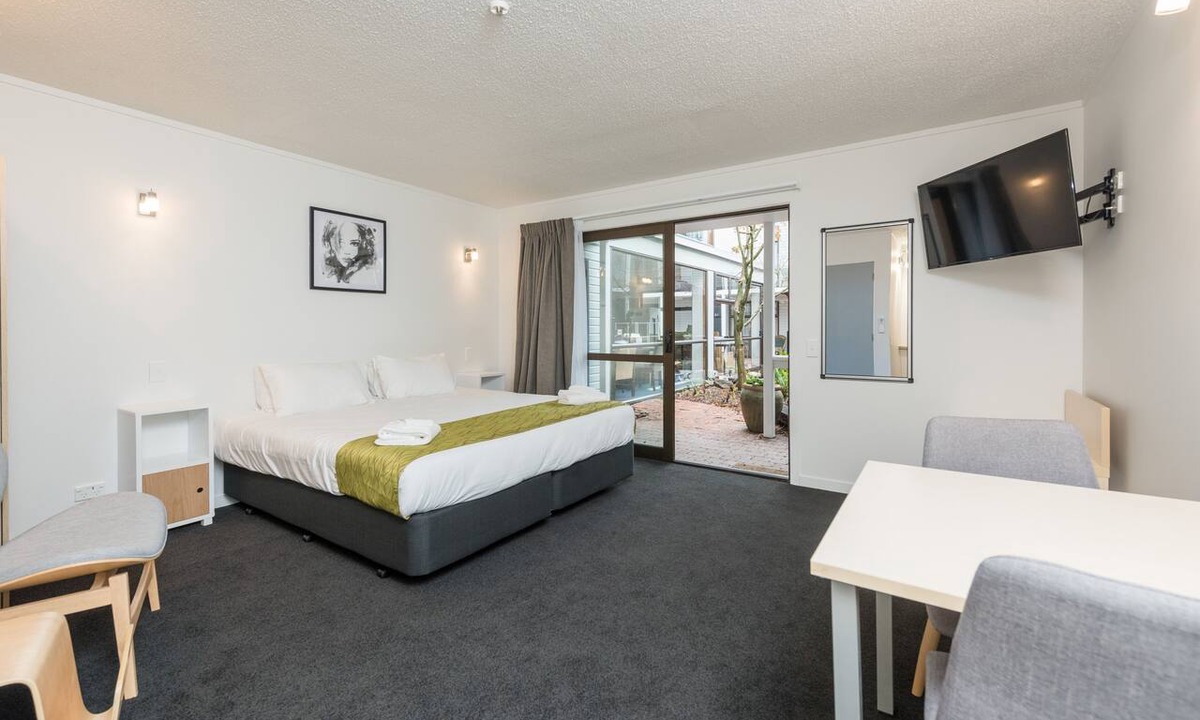 Richmond Hotel | Queen Street Studios