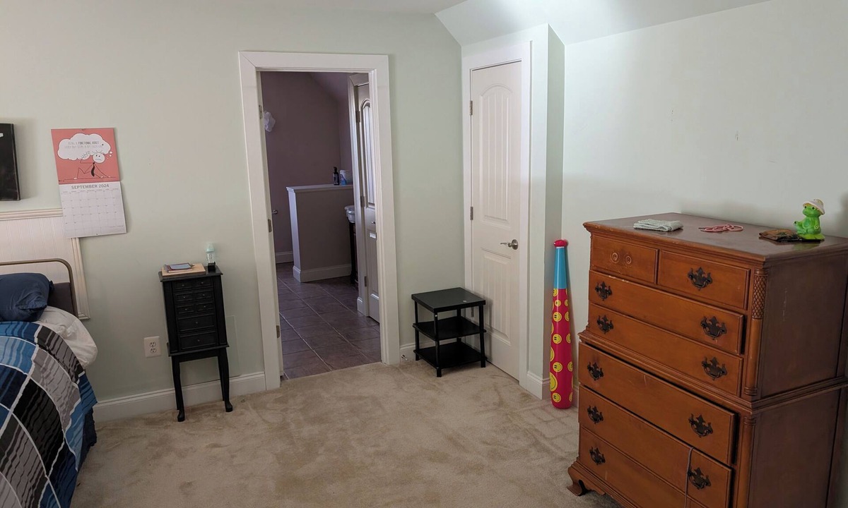 Millers House | Queen Suite w/Jetted Tub, Private Bath & Shared Theater and Gym