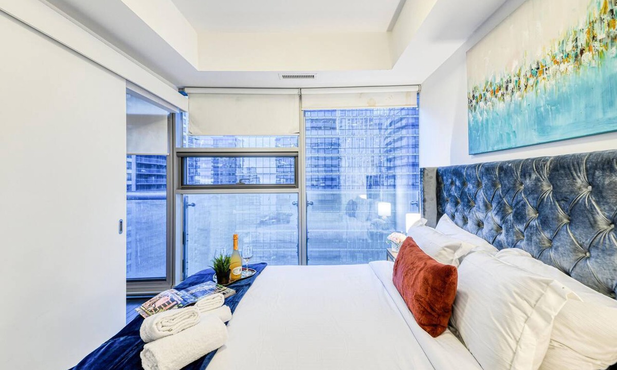 Old Town Hotel | Queen Verity Suites