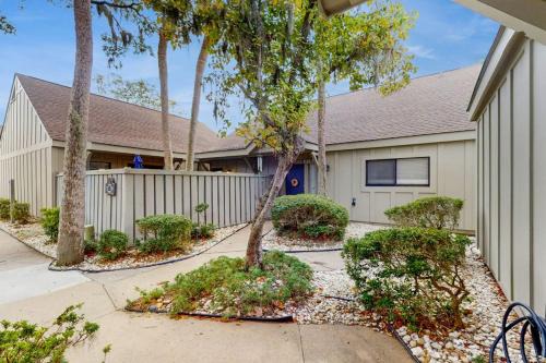 Palmetto Dunes House | Queens Grant 717