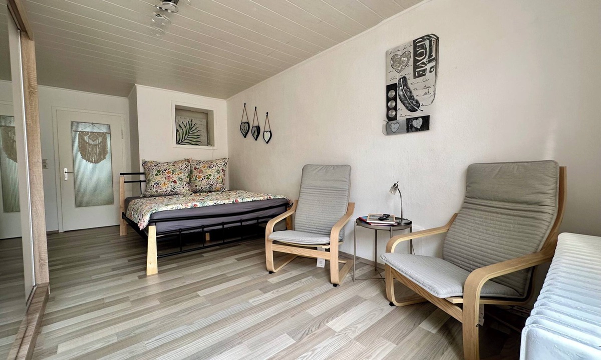 Bayreuth Apartment | Quiet 2-room apartment with garden, parking & Wi-Fi – near the Festival Theatre
