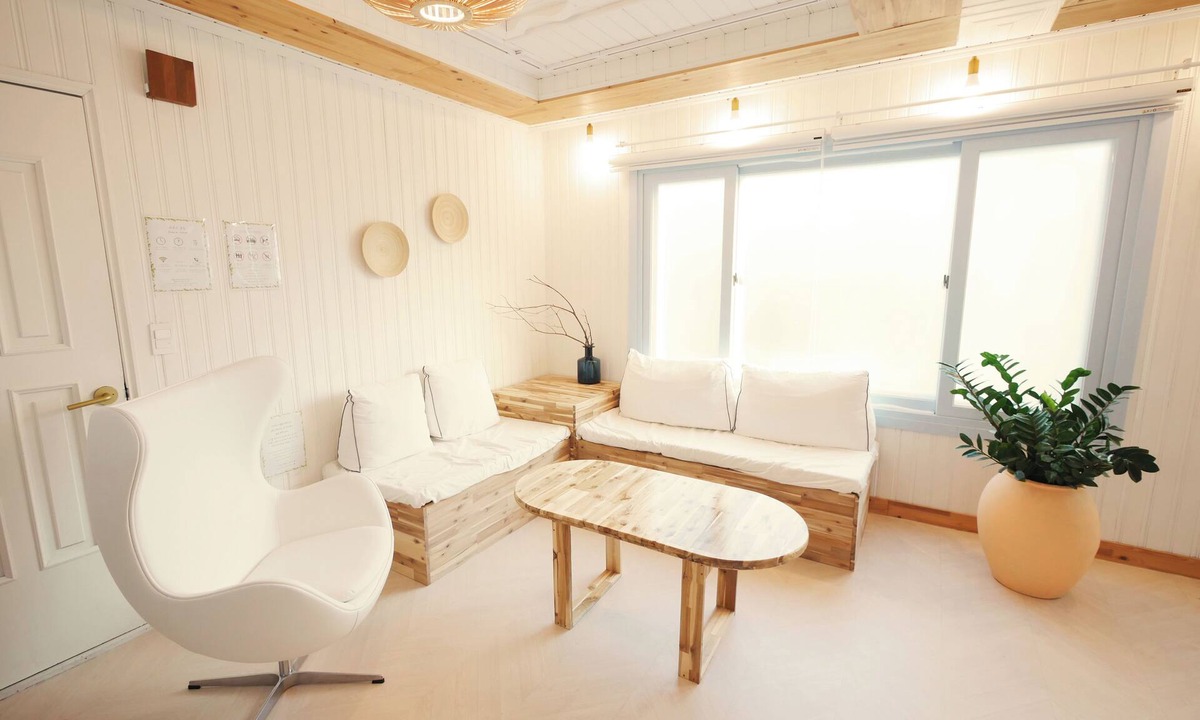 Haeundae Apartment | Quiet accommodation surrounded by mountains near Haeundae Beach in Busan