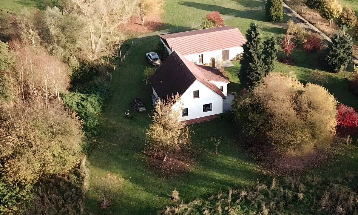 Rugen Island House | Quiet and Charming Holiday Home with Private Terrace, Garden, and Wi-Fi in Putbus