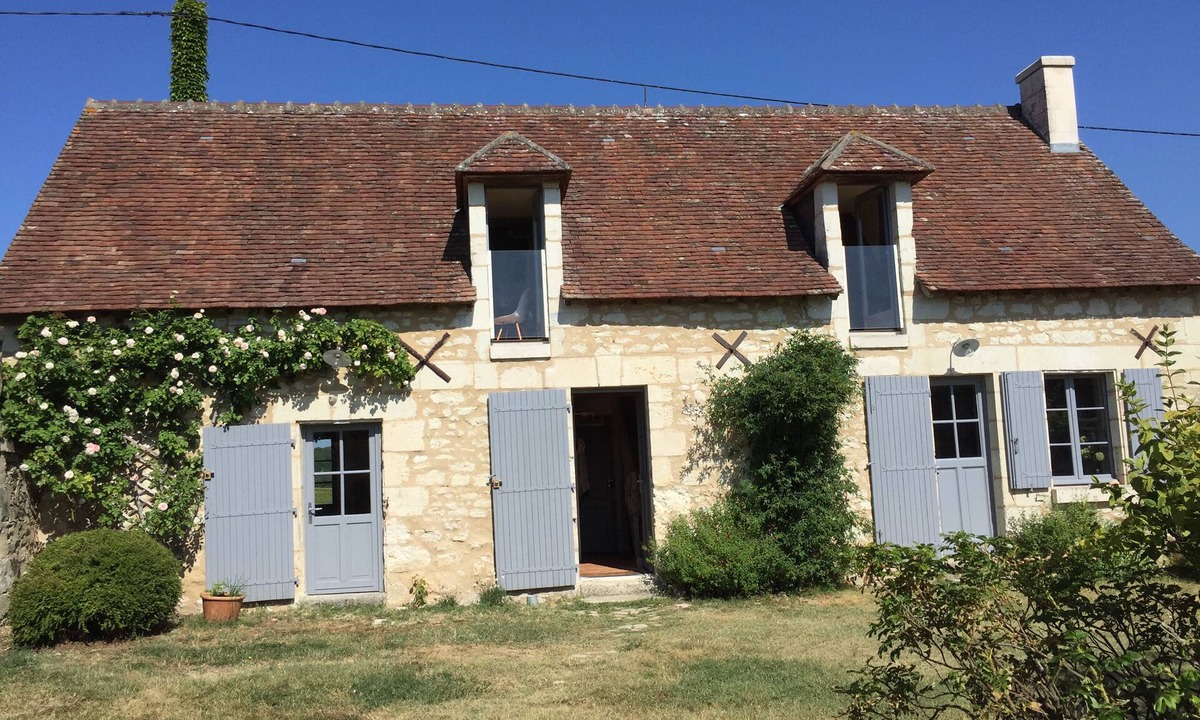 Chaumussay House | Quiet and country side family-friendly house with huge pool