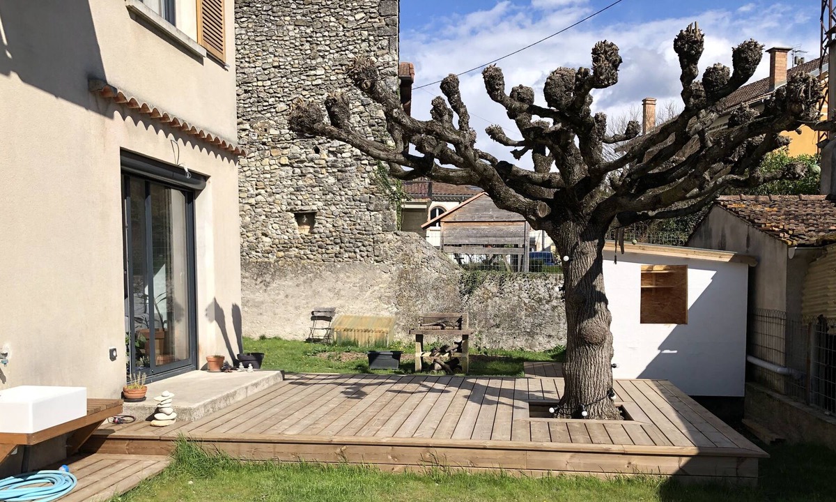 Aouste-sur-Sye House | Quiet bright house with garden - 2 bedrooms sleeps 5