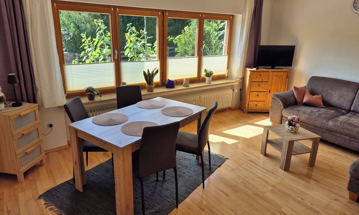 Gmund am Tegernsee Apartment | Quiet, centrally located apartment in the beautiful center of Gmund am Tegernsee.