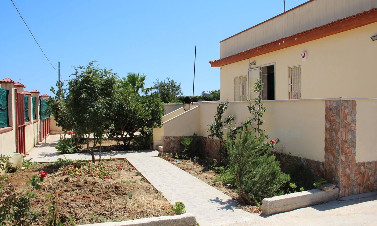 Triscina House | Quiet detached house in Triscina di Selinunte at 8 min. walk from the sea
