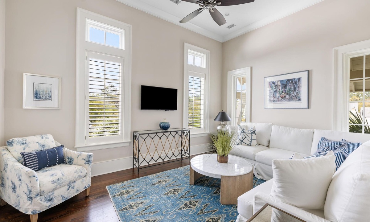 Palmetto Bluff House | Quiet Getaway in the Bluff | Cozy Carriage House with Porch + Pool
