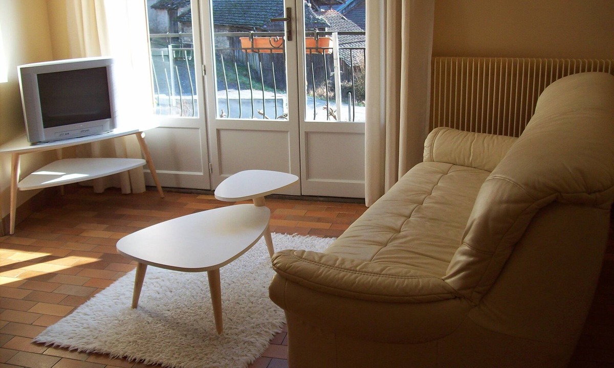 Moretel-de-Mailles House | Quiet hamlet house for nature lovers, hiking, skiing, cycling
